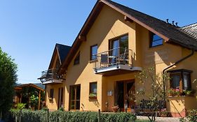 Wein- Und Gaestehaus Michels